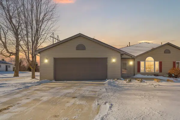 1302 25th Avenue Nw, Faribault, MN 55021