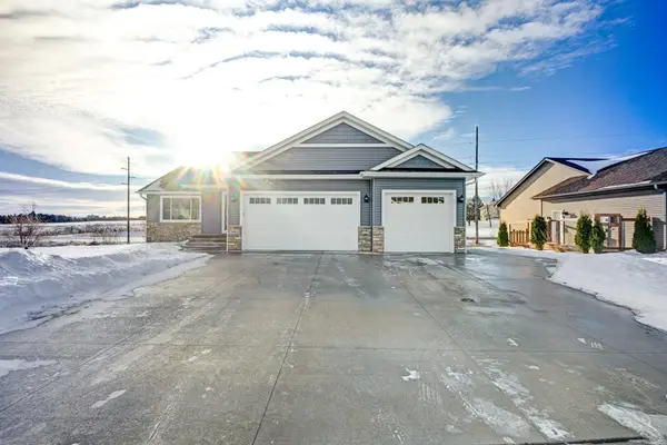 11411 Latham Lane, Chisago City, MN 55013