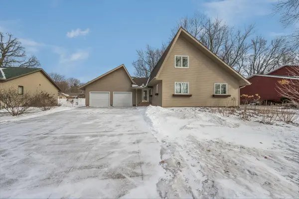 211 Tanglewood Lane, Blue Earth, MN 56013