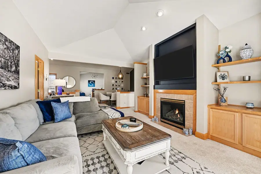 14461 Freesia Way, Apple Valley, MN 55124 - #3