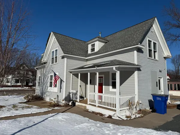 502 N Cascade Street, Osceola, WI 54020