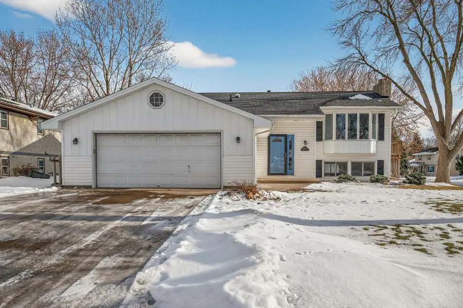 6616 Hillsboro Avenue N, Brooklyn Park, MN 55428 - #3