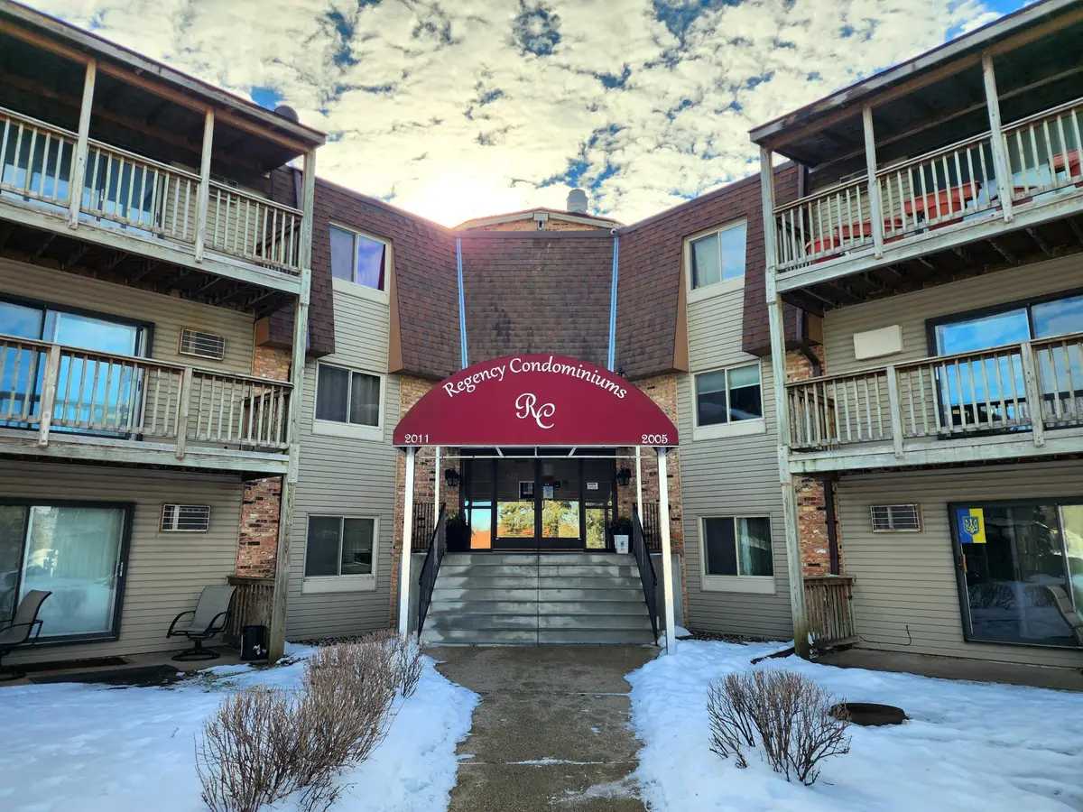 2005 122nd #A14, Burnsville, MN 55337 - Image #1