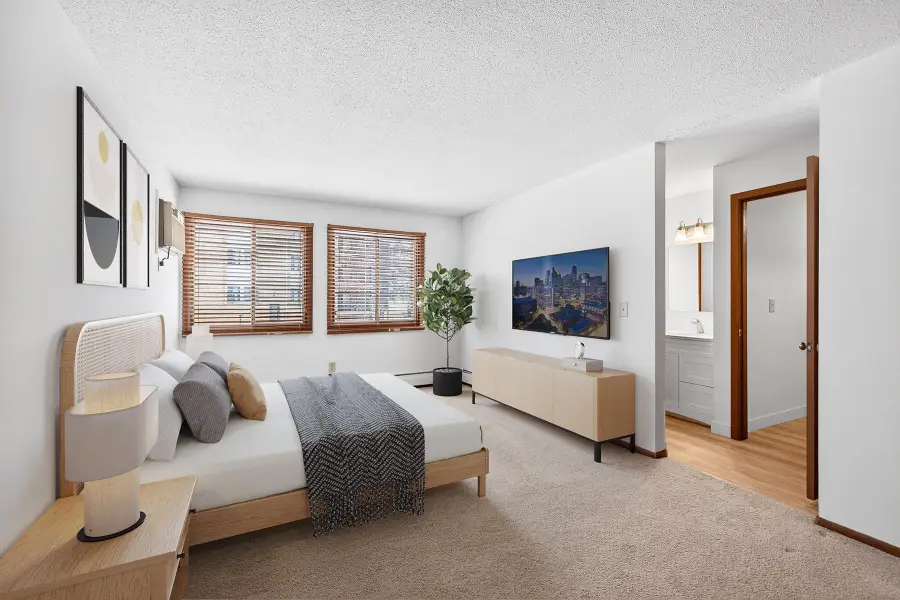 1903 Silver Bell Road #121, Eagan, MN 55122 - Image #2