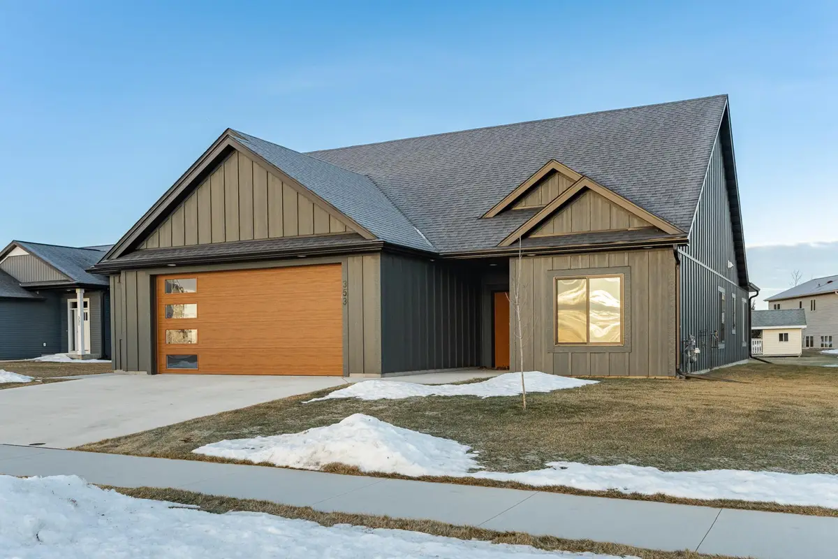 353 Spring Day Court Ne, Eyota, MN 55934 - Image #1