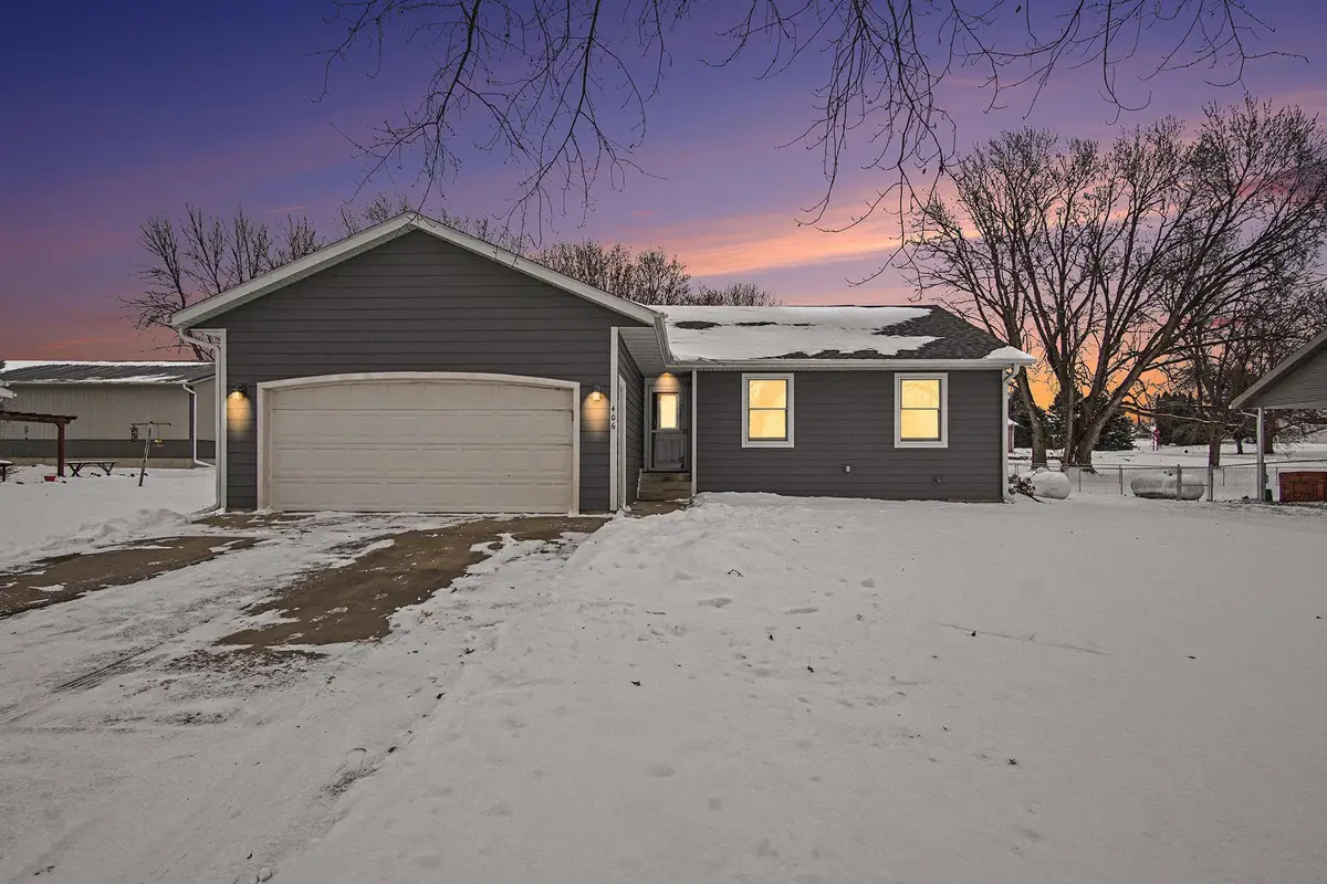 406 S 3rd Street, Beaver Creek, MN 56116 - #1