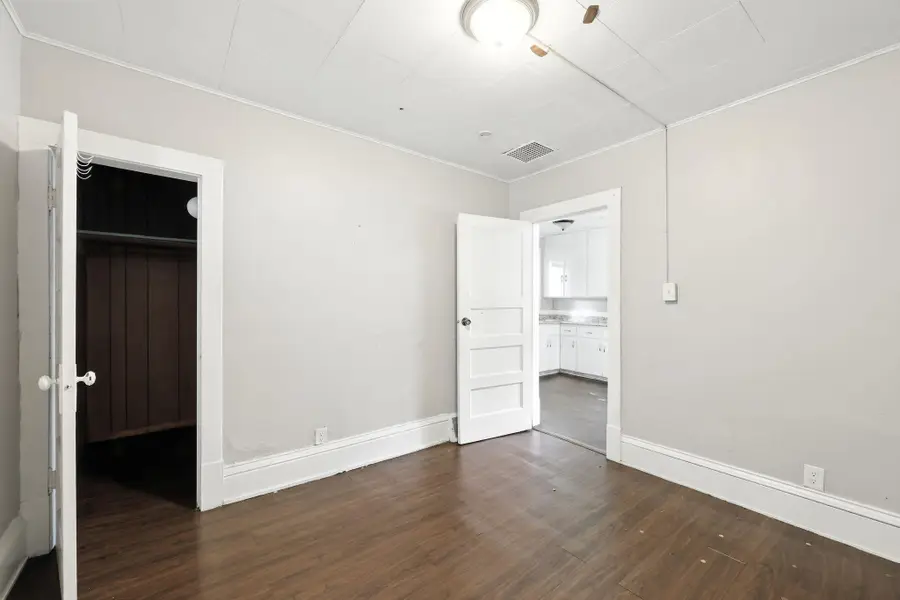 2024 Queen Avenue N, Minneapolis, MN 55411 - Image #3