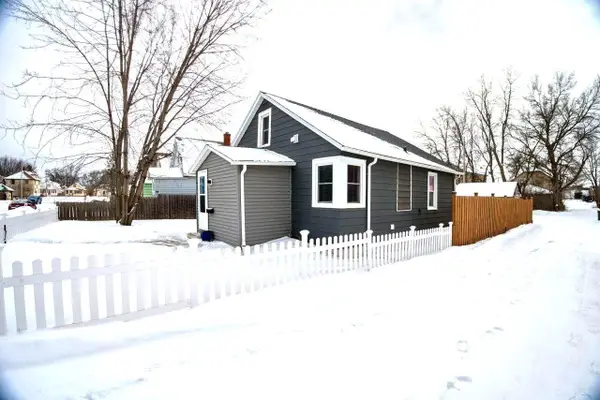 114 E 17th Street, Hibbing, MN 55746