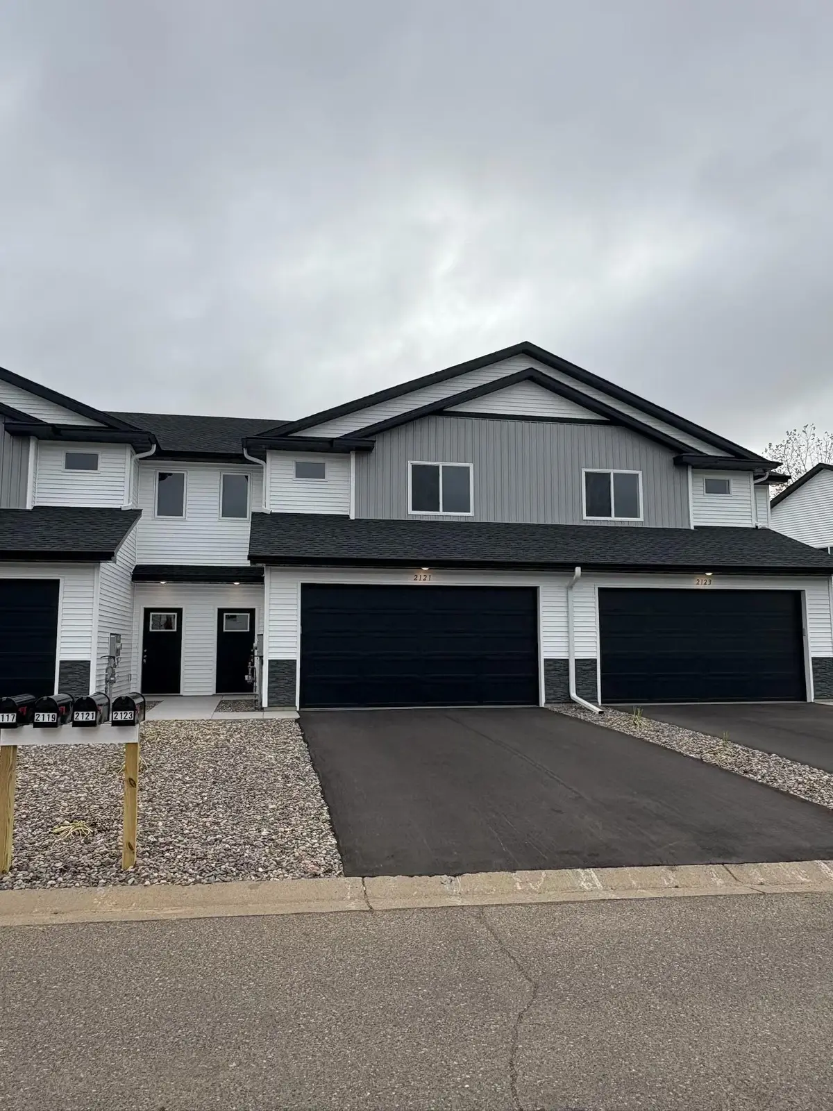 2121 Cleveland Way S, Cambridge, MN 55008 - Image #1