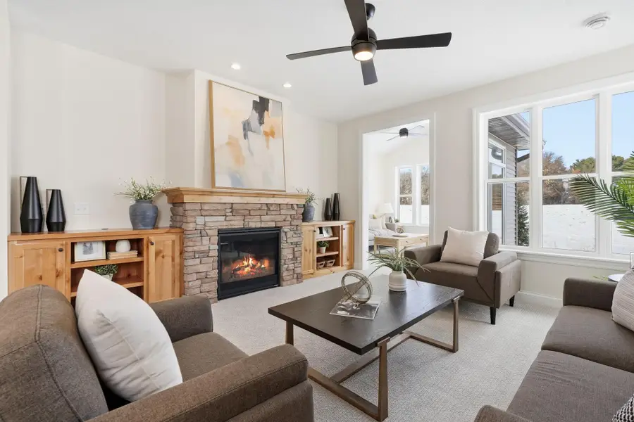 25360 Farmstead Lane, Wyoming, MN 55092 - Image #3