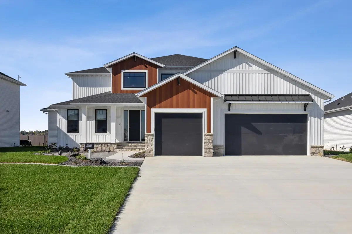 6837 Sunrise Point, Horace, ND 58047 - #1