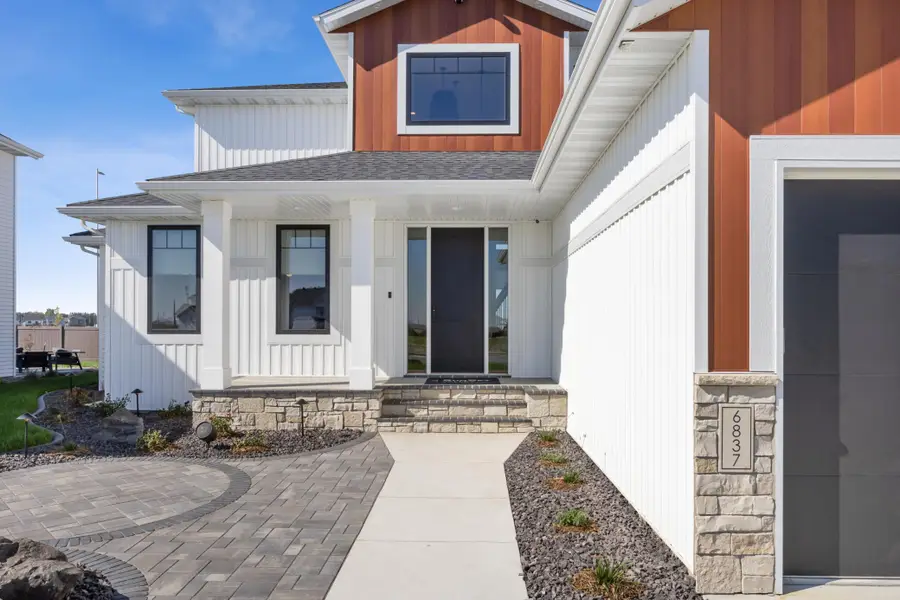 6837 Sunrise Point, Horace, ND 58047 - #3