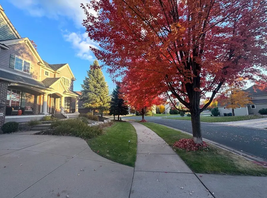 11715 Naples Circle Ne, Blaine, MN 55449 - Image #2
