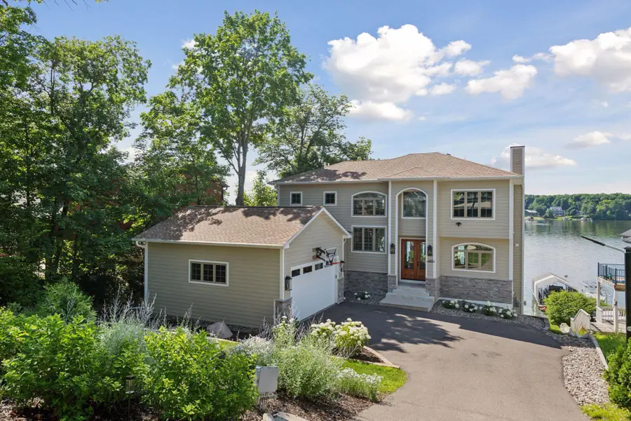 6001 Ridgewood Road, Mound, MN 55364 - Image #2