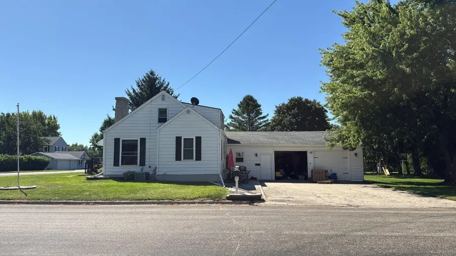 107 College Avenue N, Fulda, MN 56131 - #2