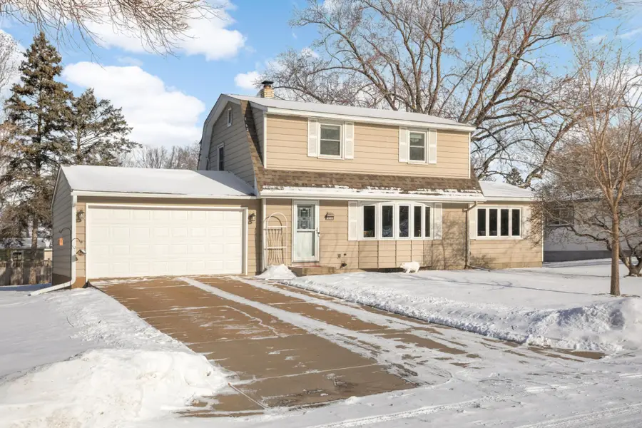 2365 Floral Drive, White Bear Lake, MN 55110 - Image #2