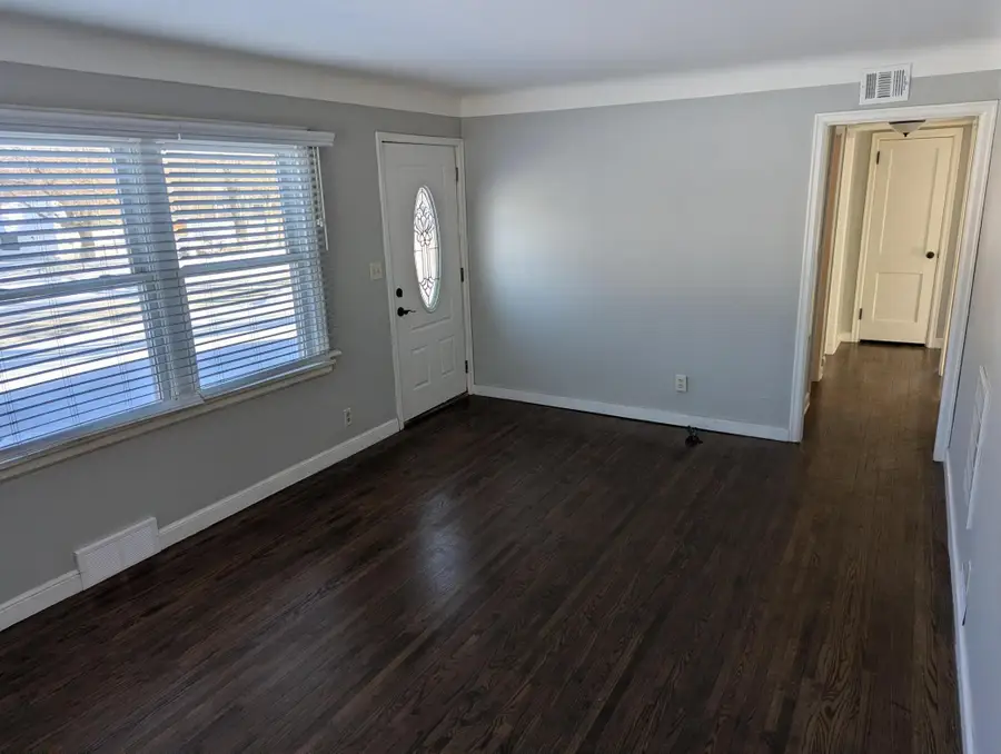 35 West Road, Circle Pines, MN 55014 - Image #2