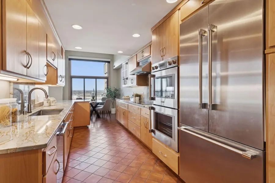 1201 Yale Place #2009, Minneapolis, MN 55403 - Image #3