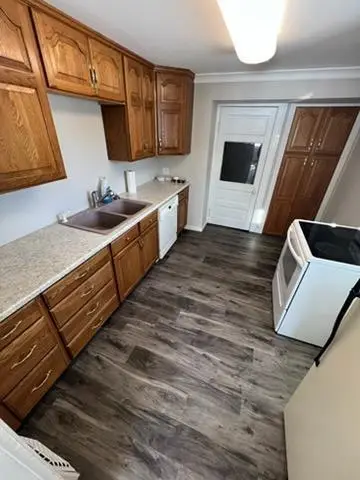 261 State Street, Jackson, MN 56143 - #3