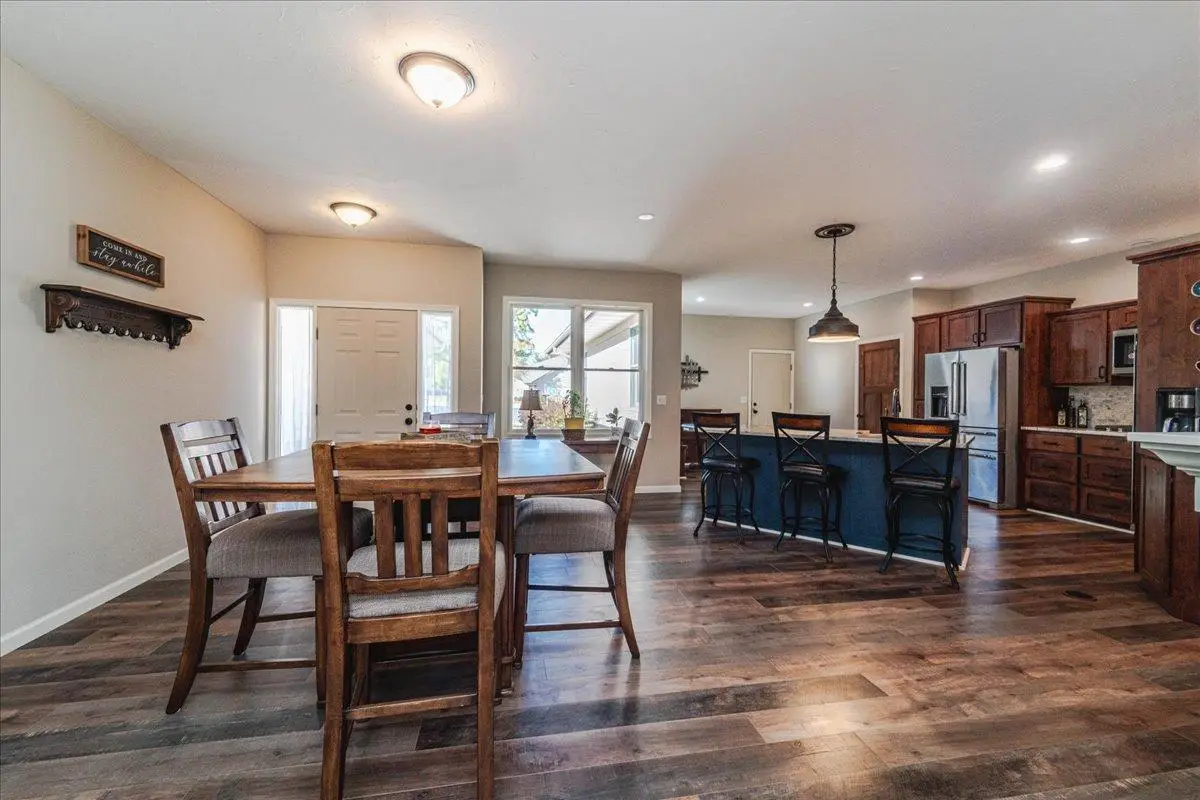 303 Fiddler Court Se, New Prague, MN 56071 - Image #1