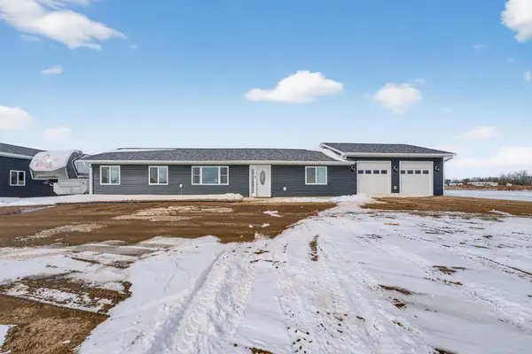 7683 Rolling Meadows Circle, Pine City, MN 55063
