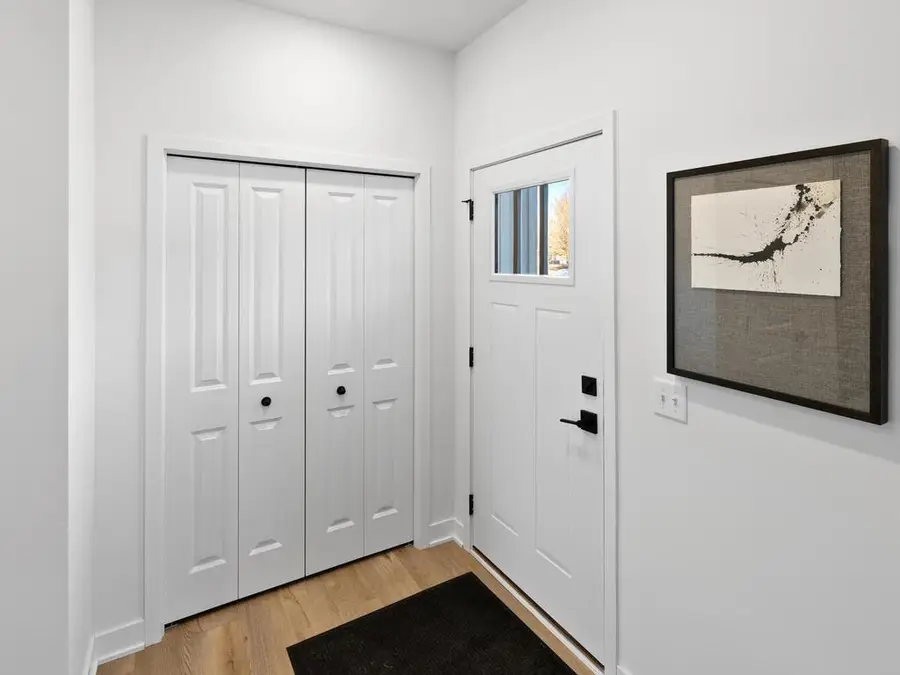 13761 Hollybrook Circle, Apple Valley, MN 55124 - #2