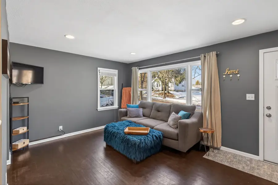 1032 Margaret Street, Saint Paul, MN 55106 - #3