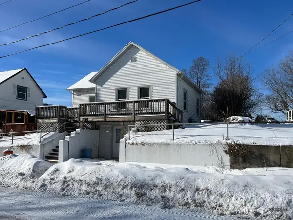 1175 3rd Avenue, Cumberland, WI 54829