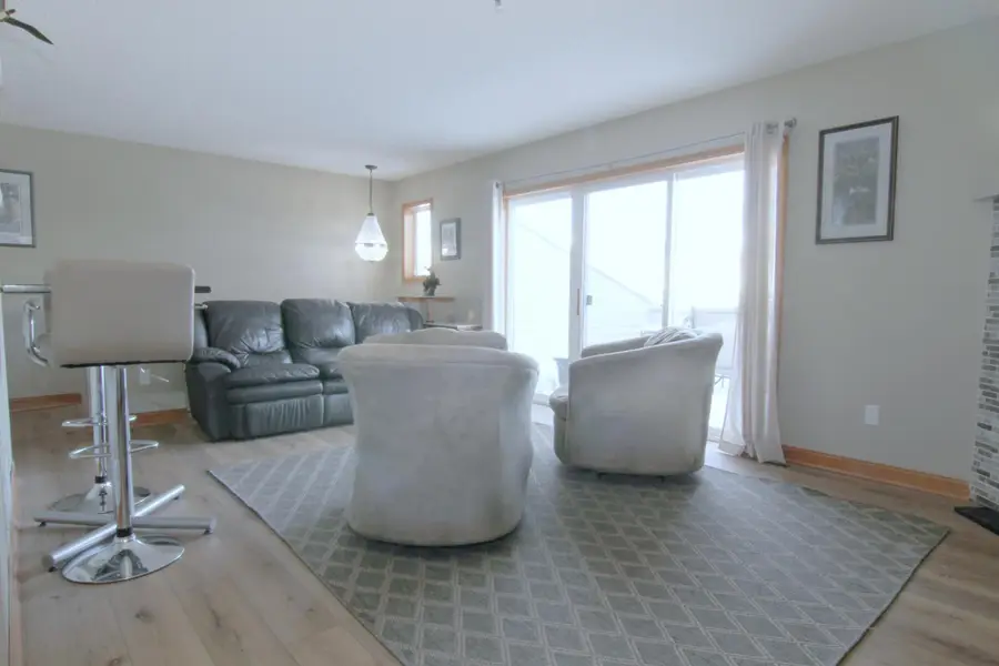 7337 Bond Way #18, Inver Grove Heights, MN 55076 - Image #3