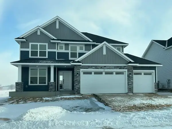 329 Ravencroft Road, Waconia, MN 55387