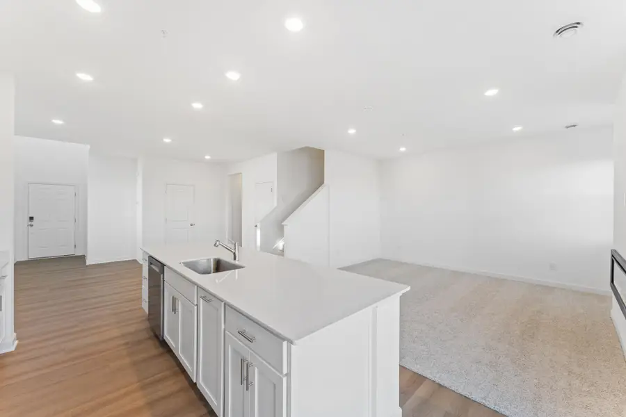 10527 Harbor Lane N, Maple Grove, MN 55369 - Image #3