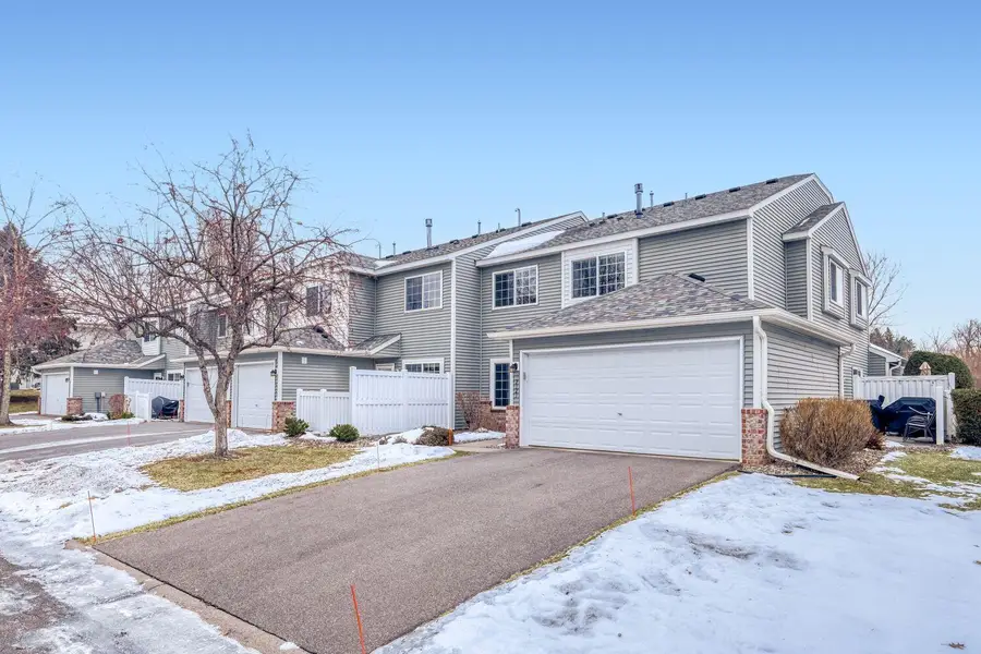 2123 Grenadier Avenue N, Oakdale, MN 55128 - Image #3