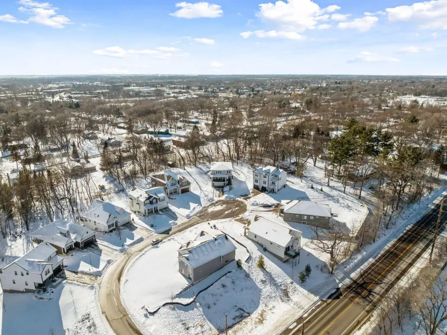 7465 Glengarry Place, Eden Prairie, MN 55344 - Image #3