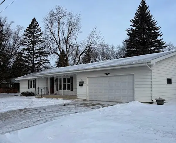 407 Eichelberger Avenue, Montevideo, MN 56265
