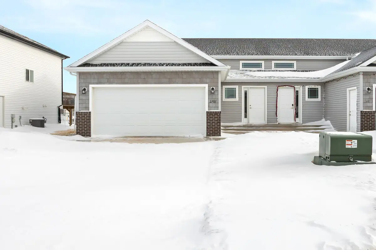 2707 Westwood Street W, West Fargo, ND 58078 - Image #1