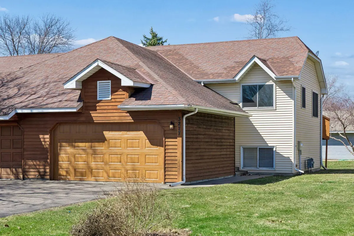 3277 Greenbrier Street, Vadnais Heights, MN 55127 - #1