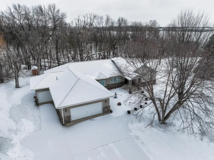 304 Lynsee Lane, Montevideo, MN 56265 - #3