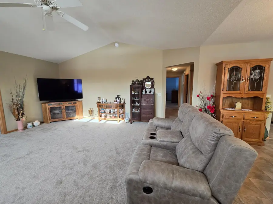 1907 Upper Trentwood Circle Ne, Willmar, MN 56201 - Image #3