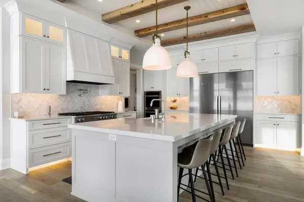 5283 Frost Point Circle Se, Prior Lake, MN 55372