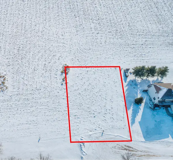 120 Kaukis Drive, Le Sueur, MN 56058