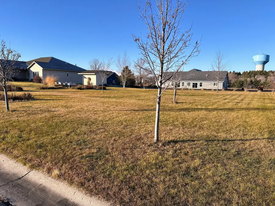 1019 7th Avenue Ne, Perham, MN 56573 - Image #2