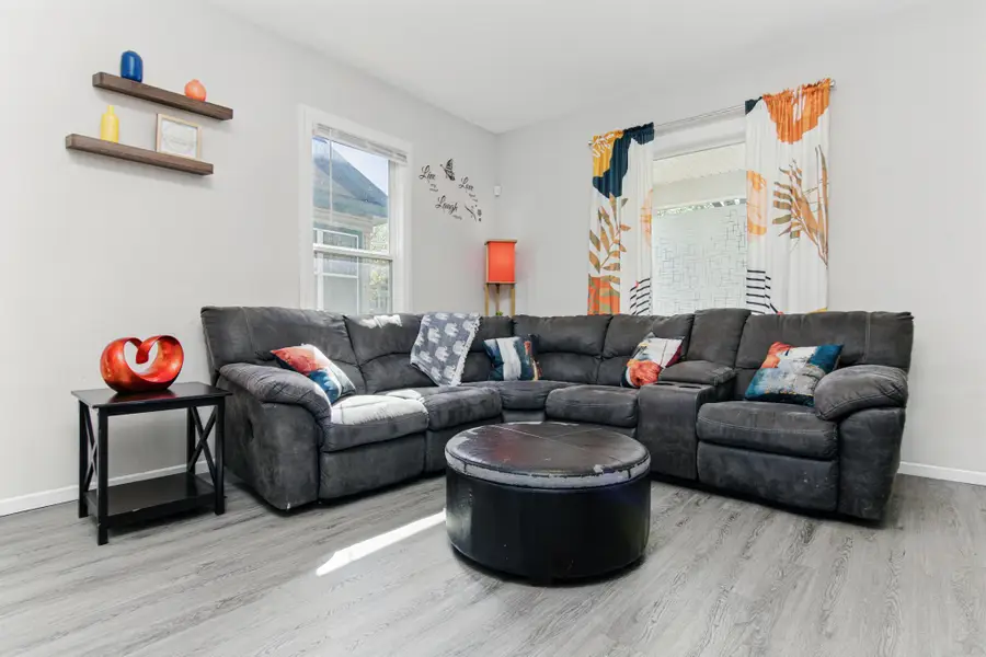 969 Carroll Avenue, Saint Paul, MN 55104 - Image #2