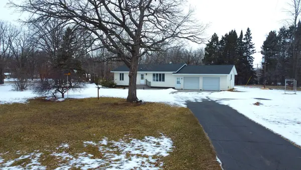 36447 Round Lake Loop, Ottertail, MN 56571