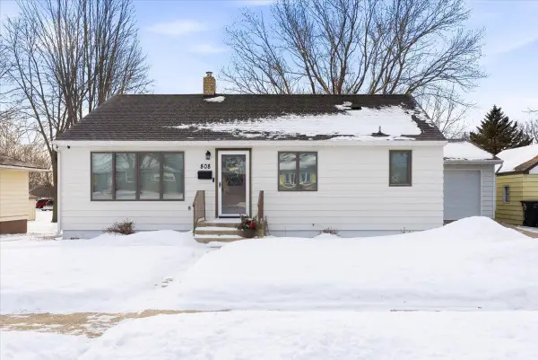 808 3rd Street S, Cold Spring, MN 56320