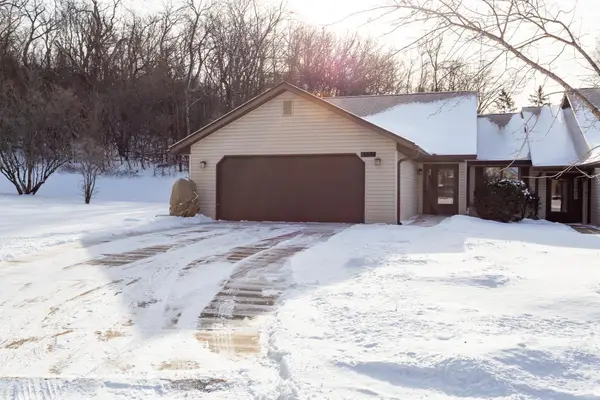 1757 Cobblestone Court, Red Wing, MN 55066