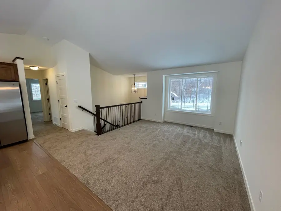 1437 34th Avenue Sw, Cambridge, MN 55008 - #3