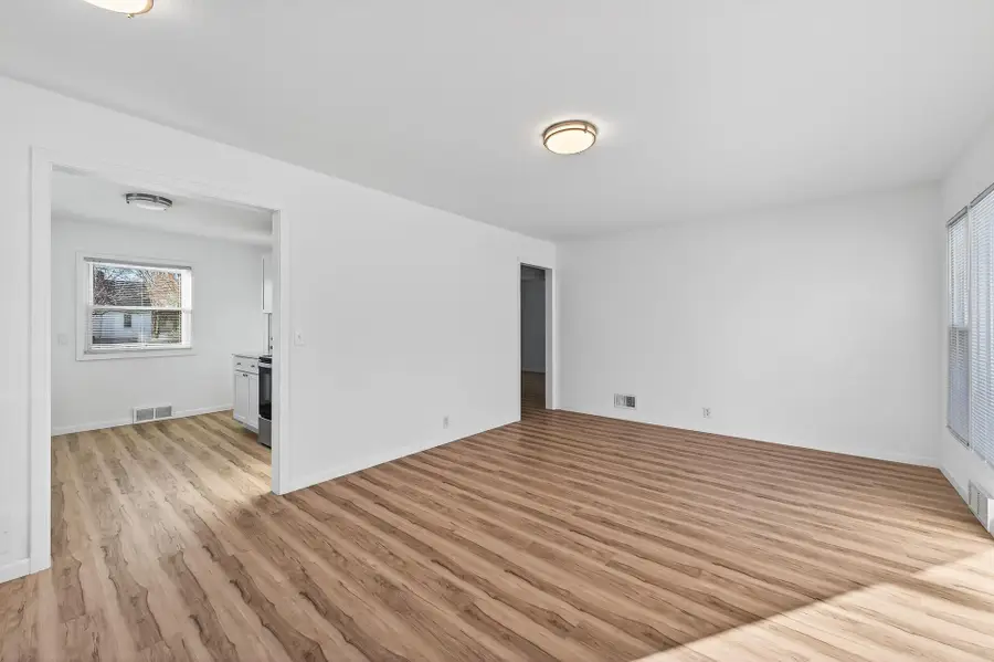 5607 Aldrich Avenue N, Brooklyn Center, MN 55430 - Image #3