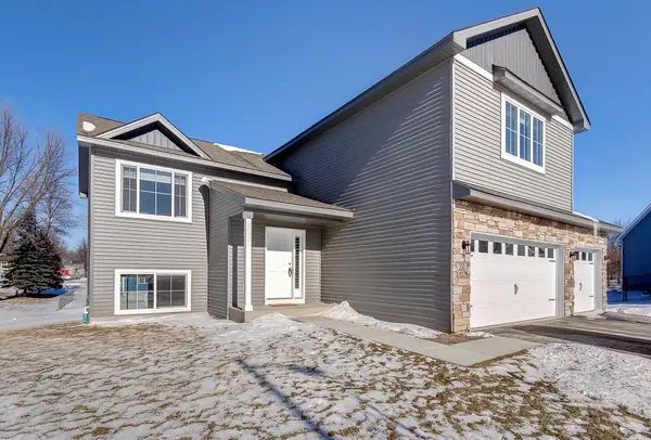 200 9th Ave Court Nw, Lonsdale, MN 55046