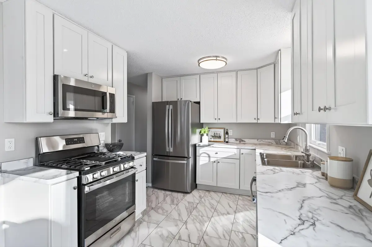 1790 Oakcrest Avenue, Roseville, MN 55113 - #1