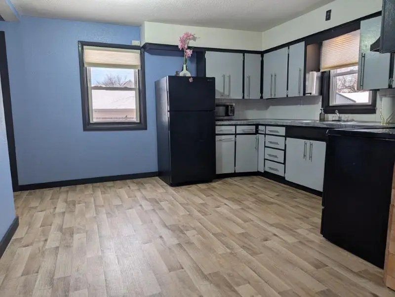 526 1st Avenue Se, Wells, MN 56097 - #2